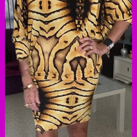 CHARLIE BROWN batwing dress - Picture 4 of 10